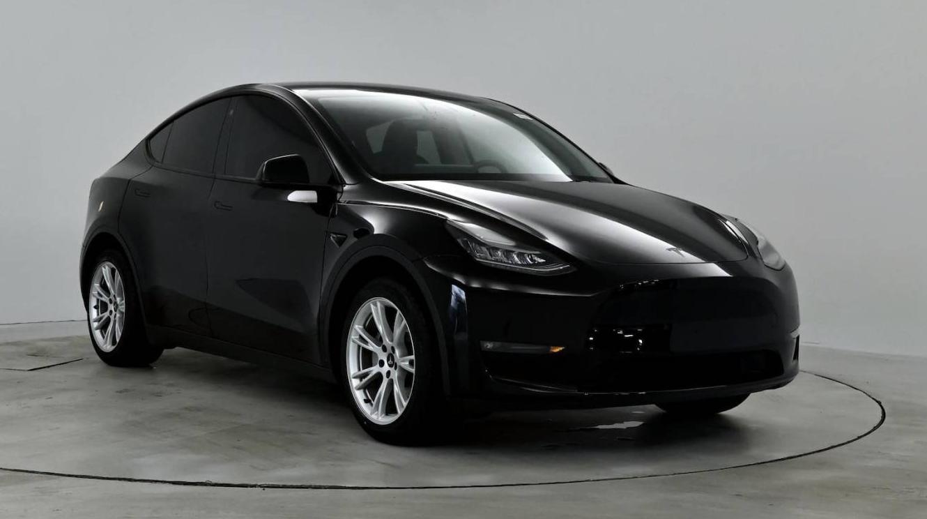 TESLA MODEL Y 2021 5YJYGDED4MF107626 image